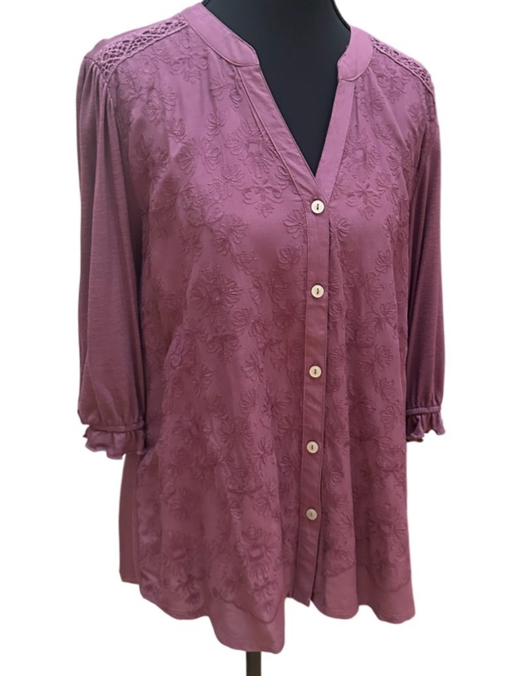 Democracy Mauve Embroidered Button-Front Boho Office Casual EUC Size L